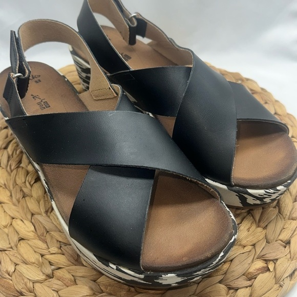 Clarks Shoes Clarks Genuine Black Leather Platform Wedge